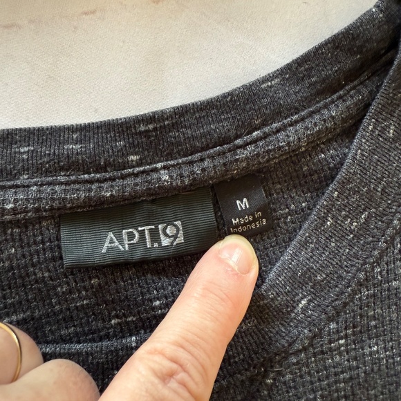 APT 9 Men's Charcoal Long Sleeve Crewneck Shirt Size Medium - Picture 3 of 4